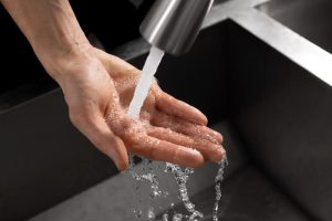 Limpeza de cano de água enferrujado com Acquality 